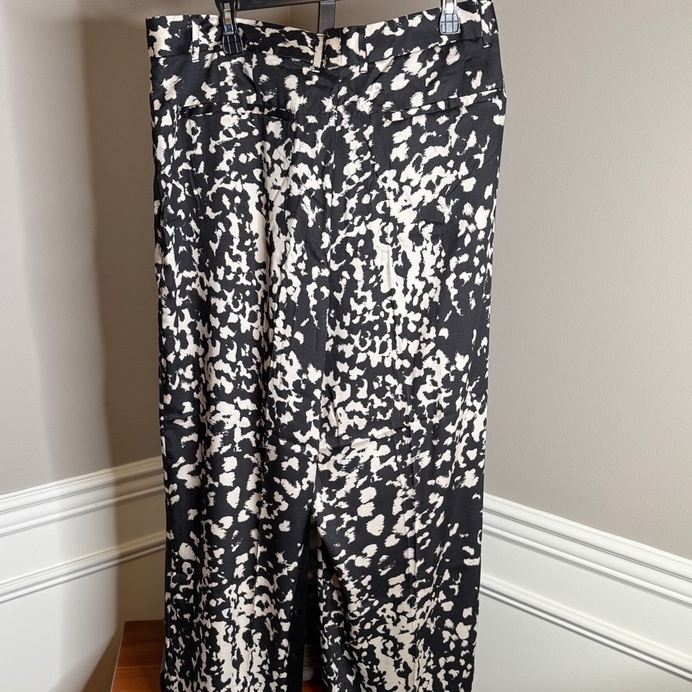 Banana Republic Black and White Pleated Wide-Leg Pants Size 16 - Picture 5 of 6